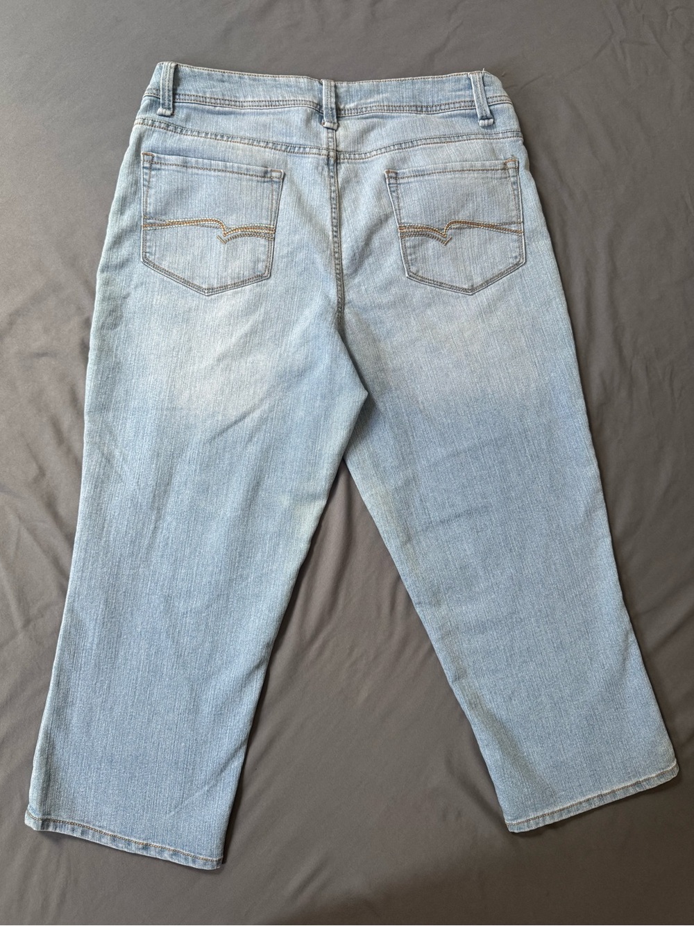 Faded Glory Light Wash Denim Jeans Women's Size 14 - Picture 3 of 7